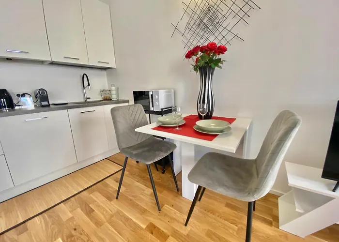 Appartement Albani Life, Stile & Comfort In Soluzione Silenziosa E Indipendente, Comoda Per Stadio San Siro, Rho Fiera E Life
