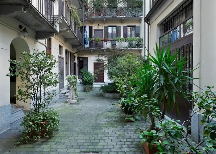 Saronno 7 * Milánó