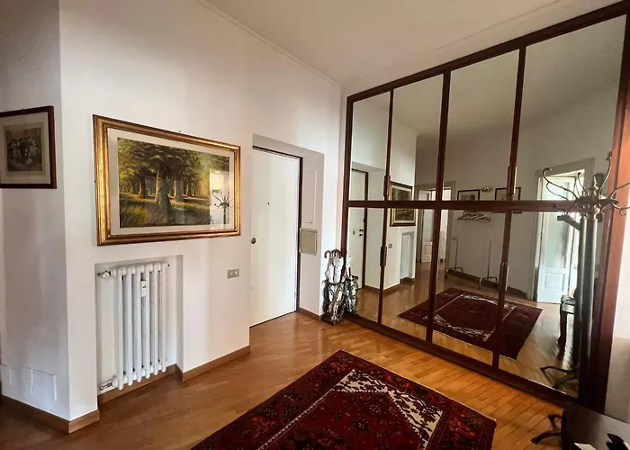 Apartment Prestigious 3 Bedrooms, 8 Guest, Centre Porta Romana Mailand