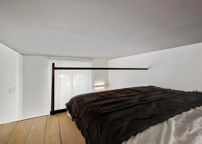 Apartment Homeby, Cozy Penthouse Mailand