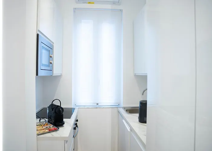 Modern Flat Metro Lotto-citylife-mico-self Check-in-ac * ميلان