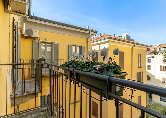 Daire Via Pontaccio 2 House -heart Of Brera District-