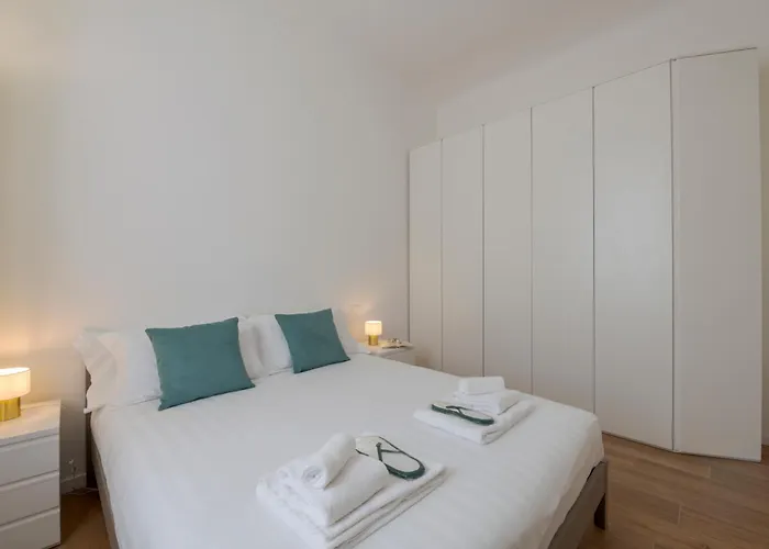 Pomponazzi 19 Two-room In The Bocconi Area Апартаменты