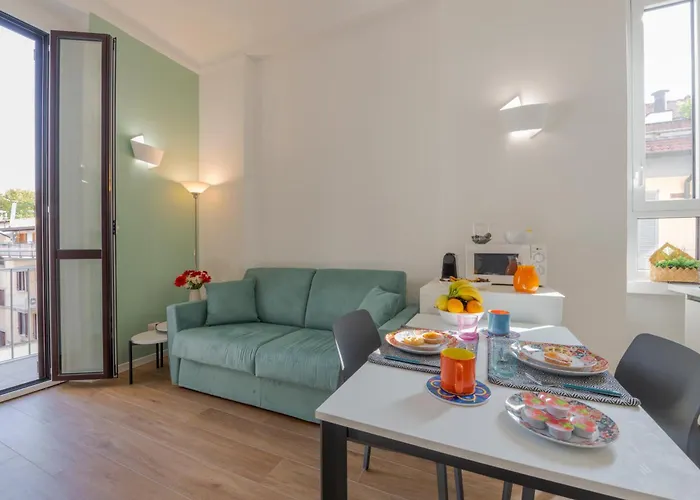 Pomponazzi 19 Two-room In The Bocconi Area Апартаменты