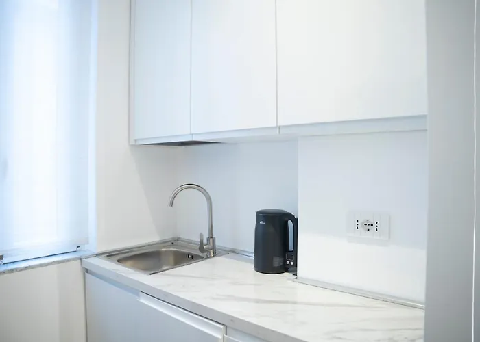 Modern Flat Metro Lotto-citylife-mico-self Check-in-ac Appartement *