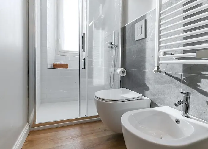شقة Luxury 2-bedroom Station ميلان