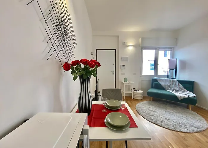Appartement Albani Life, Stile & Comfort In Soluzione Silenziosa E Indipendente, Comoda Per Stadio San Siro, Rho Fiera E Life
