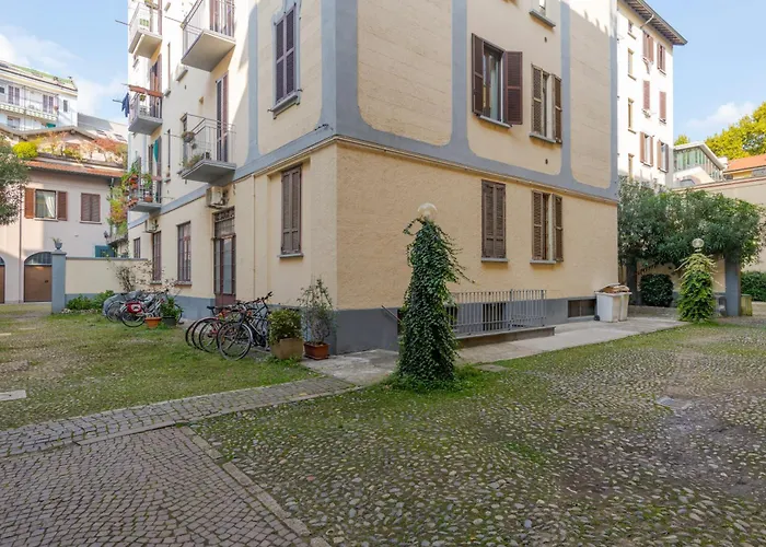 Pomponazzi 19 Two-room In The Bocconi Area Апартаменты *