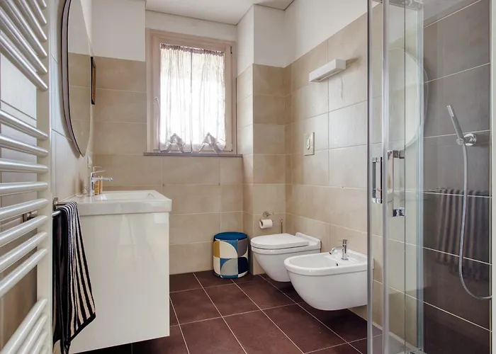 Giaxtower Gym & Pool Romantic Pool View דירה