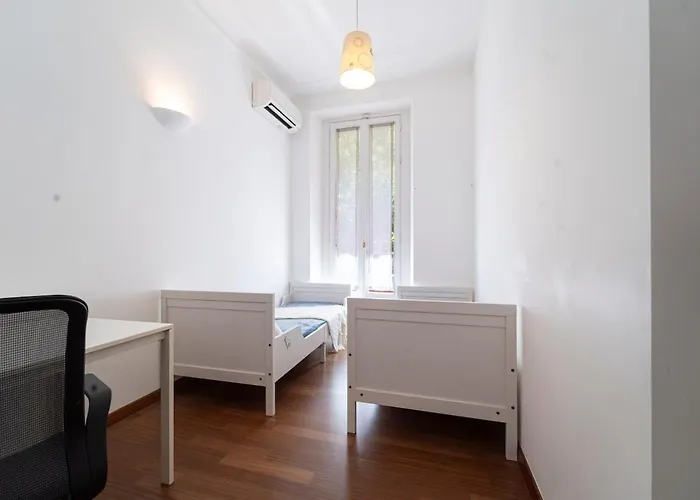 Διαμέρισμα Luxury - Pergolesi 24 *
