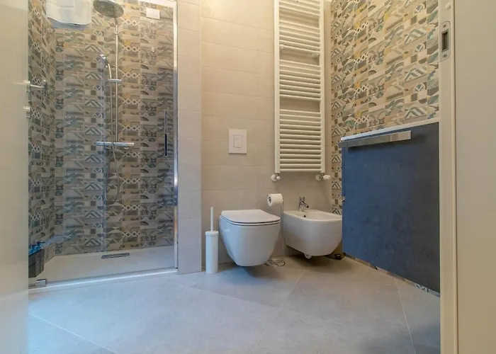 Olgiati Twelve - 3 Charming Bedrooms And Gym شقة