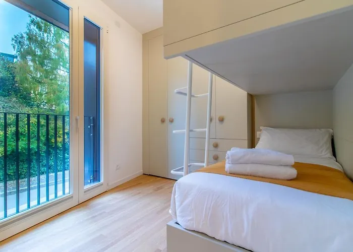 Olgiati Twelve - 3 Charming Bedrooms And Gym شقة