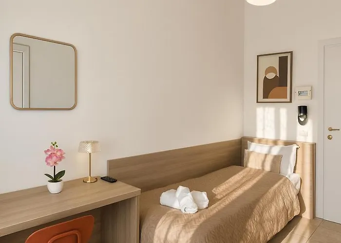Aurelia 2* Milano