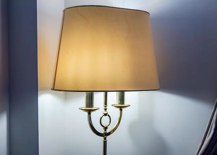 Ξενοδοχείο με διαμερίσματα Anglia, Smartstay - Amendola, Fiera, Ospedale San Luca 3*