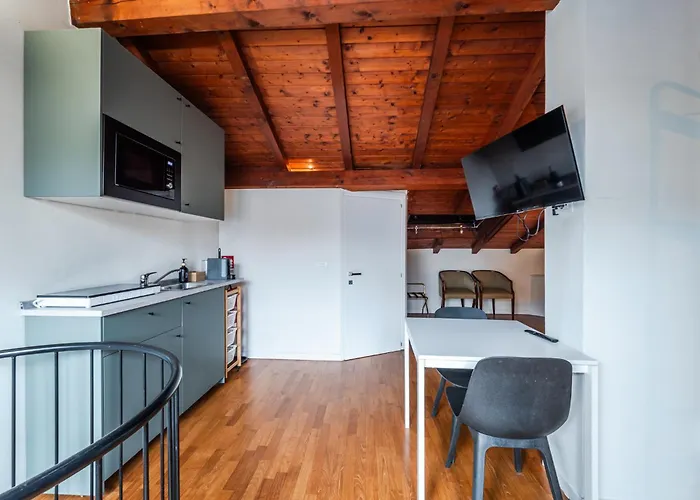 Ξενοδοχείο με διαμερίσματα Anglia, Smartstay - Amendola, Fiera, Ospedale San Luca