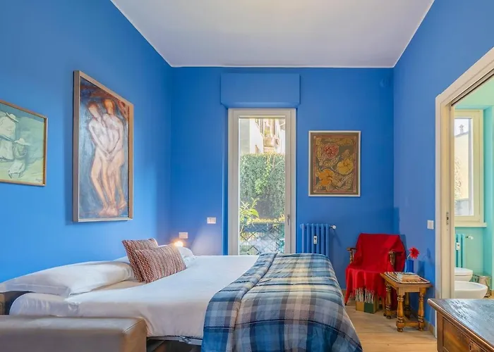 Privata Bagno E Balcone Duomo Милан