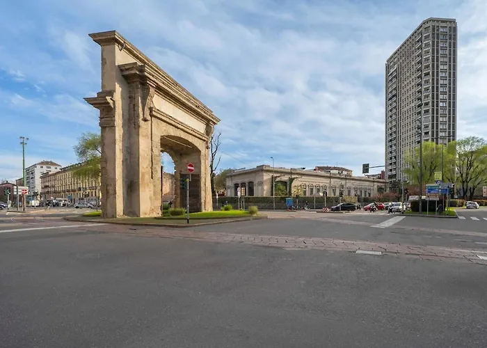 Privata Bagno E Balcone Duomo Милан