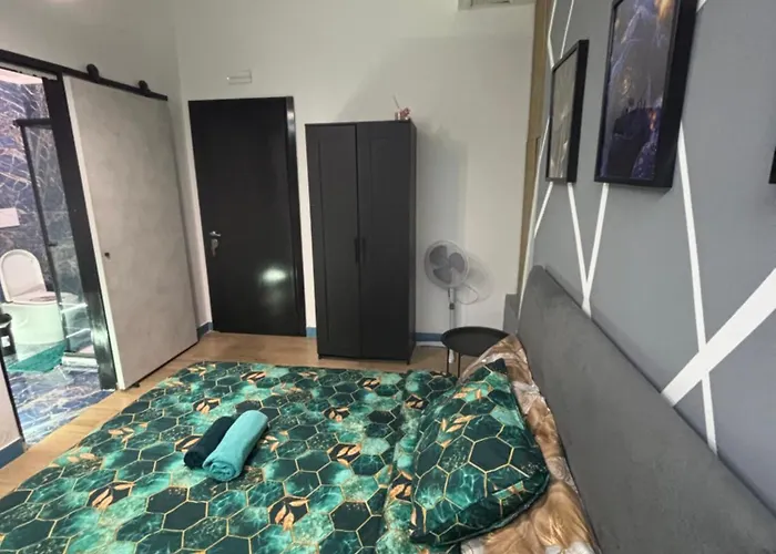 Underground 3* Mediolan