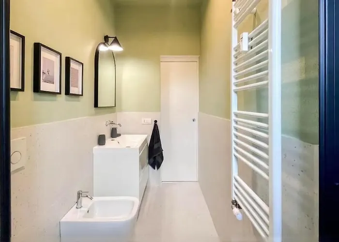 Appartamento Lovely One Bedroom Flat With Terrace In Via Sebino *