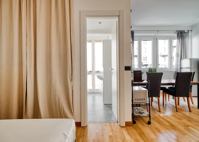 Hostmate - - Lunigiana - Stazione 米兰