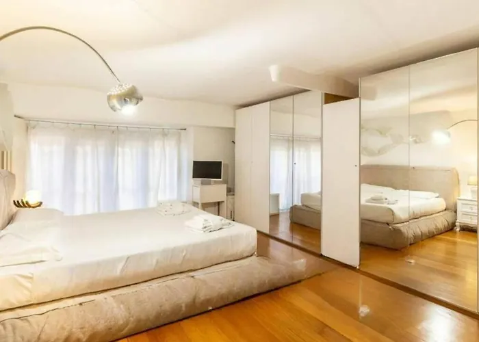 Appartement Design Loft Paolo Sarpi - Monumentale - Metro M5 *