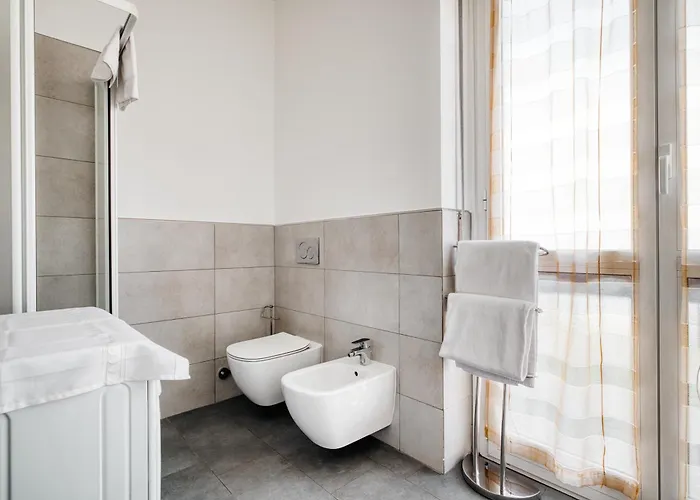 Hostmate - - Lunigiana - Stazione