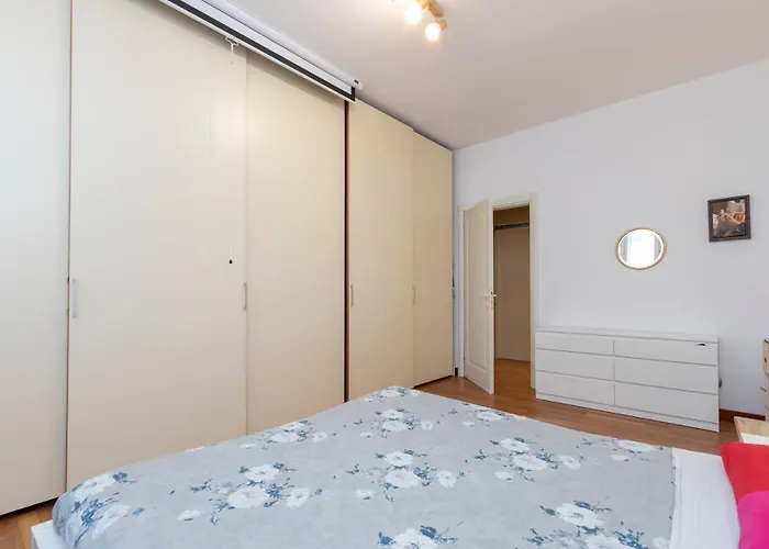 I-host - Copernico Apartamento Milão