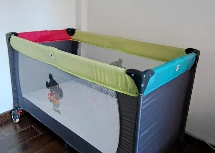 아파트 Brand New - 5 Minutes From Istria Metro Station *