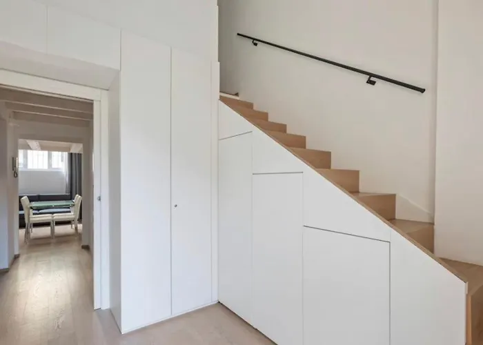 Giusti Two-bedroom Duplex - Arco Della Pace & Sempione Park - Sleeps 5 밀라노