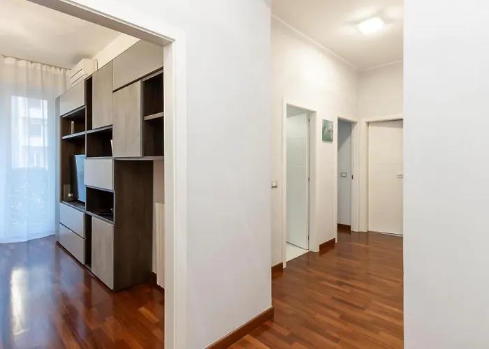 Gambara M1 - 15 Min To Duomo, Balcony, Ac&wifi Апартаменты Милан