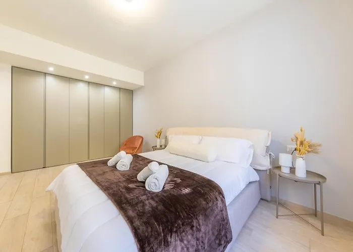 Apartmán Elegant 1bdr In The Center, 5 Min From The Duomo *