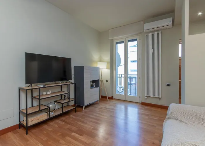 I-host - Copernico Apartamento