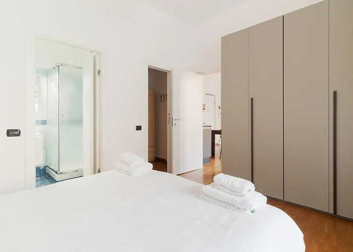 Guesthost - Modern Flat Near Darsena Lägenhet