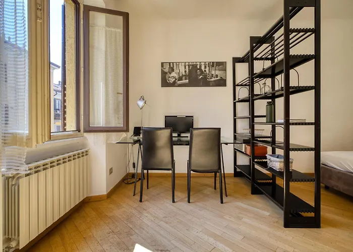 Cozy Living - Navigli & Darsena
