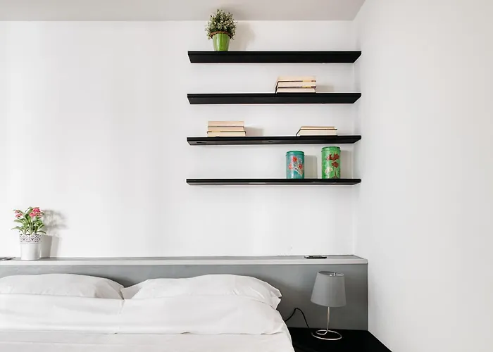 公寓 Hostmate - - Lunigiana - Stazione 米兰