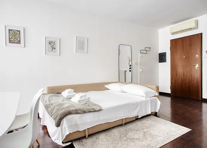 Just Urban - Elegant 1-br In Porta Romana - Duomo 4 Min By M3 Appartement
