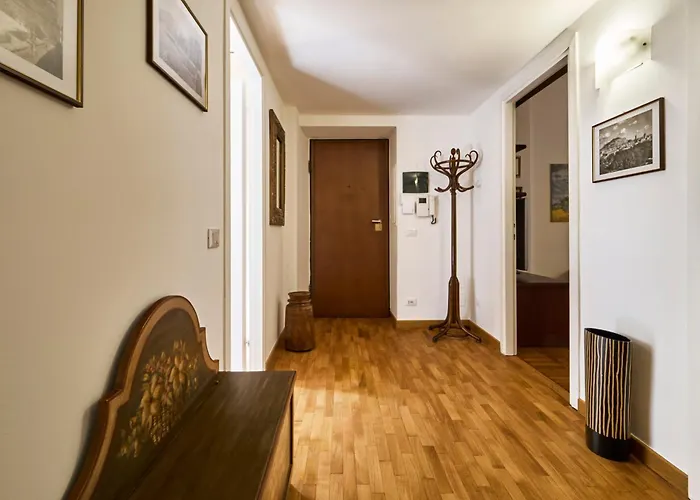 Charming Urban Retreat, Brera - Porta Nuova 公寓 米兰
