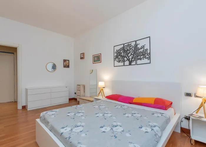 I-host - Copernico Apartamento