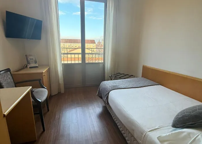 Hotel Mokinba Sant'ambroeus Milán