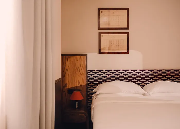 Aethos Hotel Milan Hotel 5*