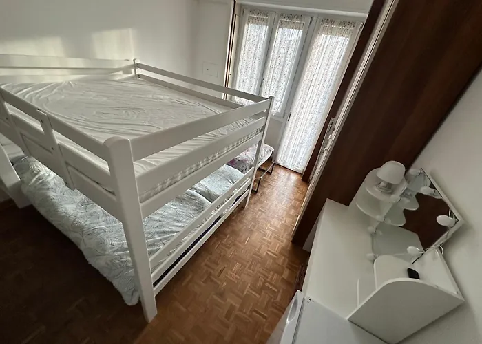 Gigli, Con Cucina In Comune E Terrazza Penzion Milán