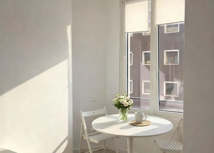 - Duomo Prada ميلان