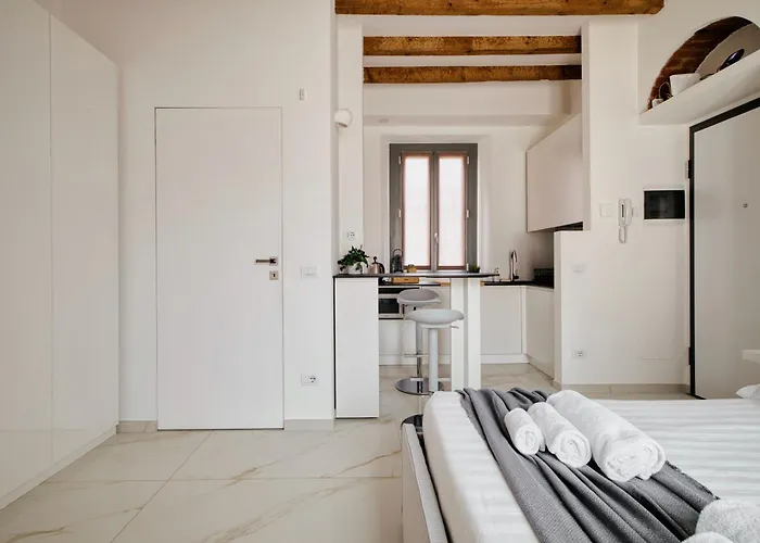Stylish Retreat In The Tortona District By Mastery * Milán