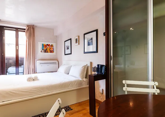 Youhosty - Duomo Appartement