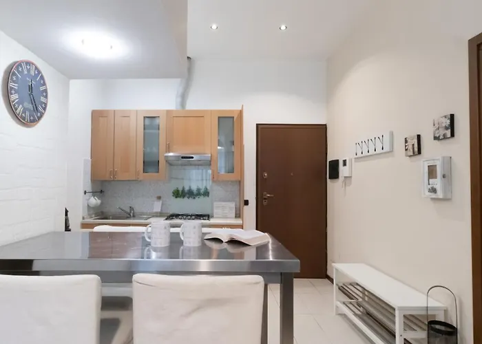 Italianway Easy - Pisino 5 Milánó