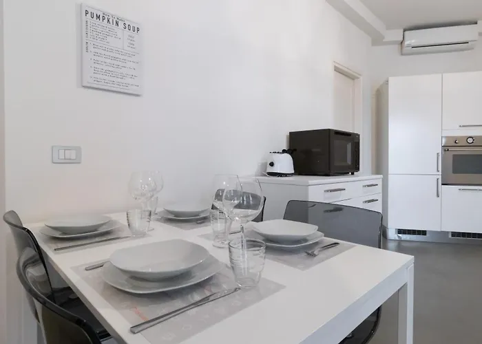 Italianway Easy - Plinio 64 아파트 밀라노