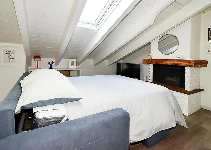 Διαμέρισμα Rooftop Retreat Martesana *