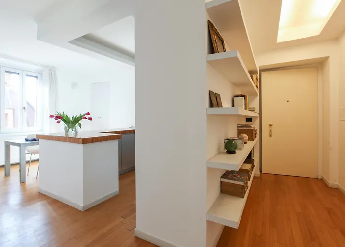 Hacca Collection - Brera & Fashion District - Bright 2br Apartmán *
