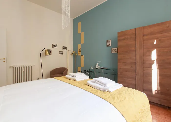 Hacca Collection - Chic 2br In Cool Porta Venezia District * 밀라노