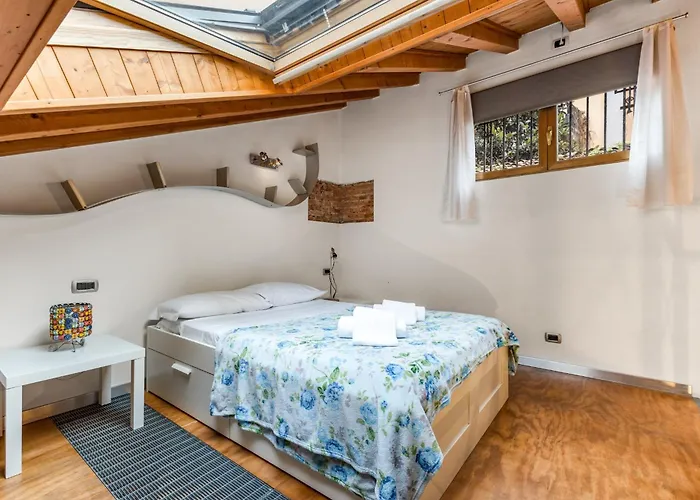 Apartamento A Loft - Metro Centro- 5 Posti